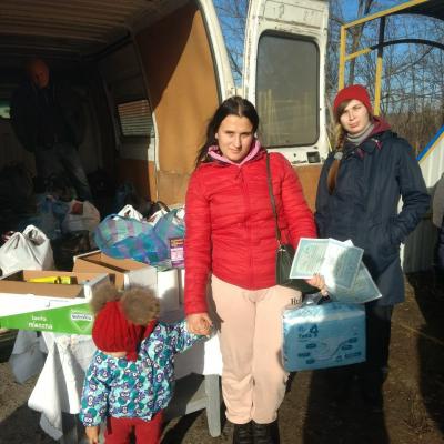 What is it like to be a mother during war?