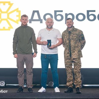 Треба стати Добробатом, щоб країну підіймати!